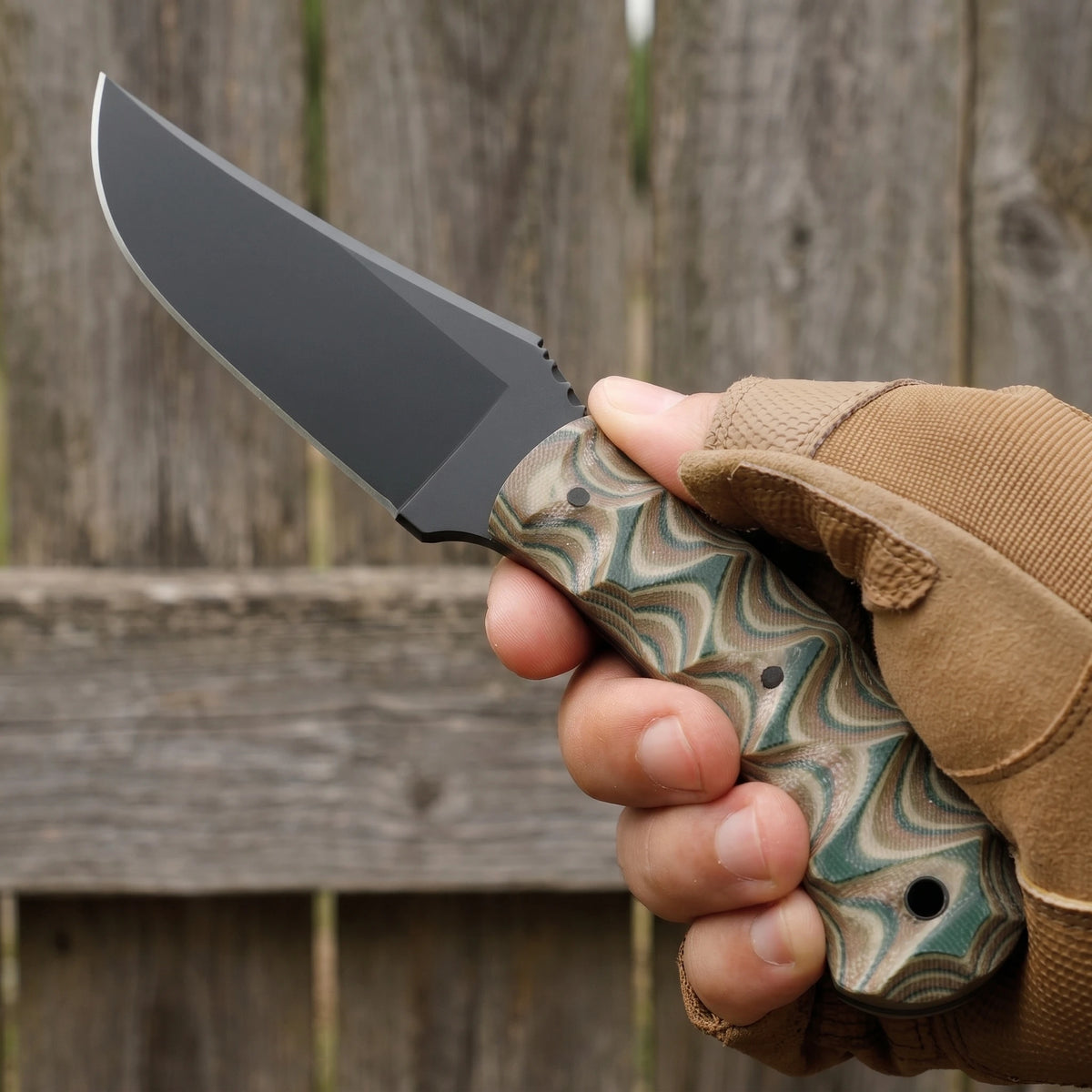 Retro Texture Outdoor Stainless Steel Straight Knife with anti Slip Grip, Easy to Carry, Camping, Hiking, Home Dual-Use Sharp Knife